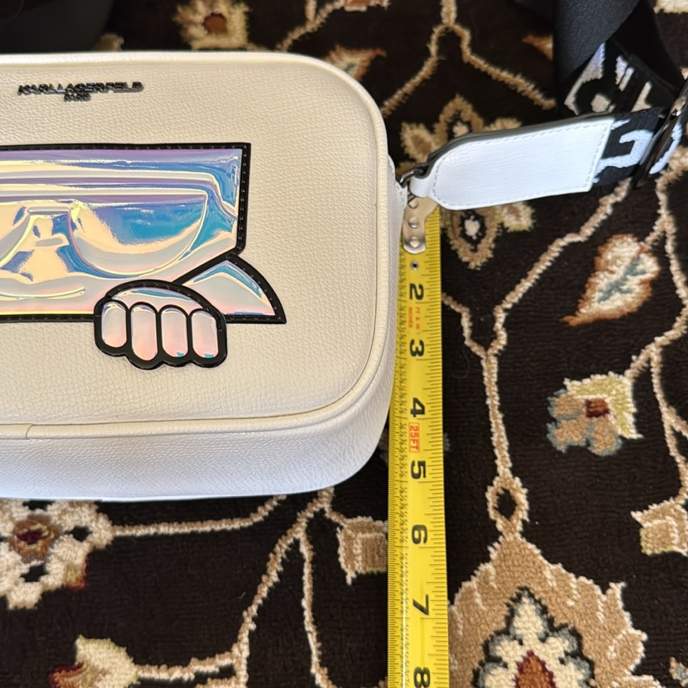 Karl Lagerfeld Maybelle Double Zip White Iridescent Crossbody Camera
Bag - Picture 13 of 17